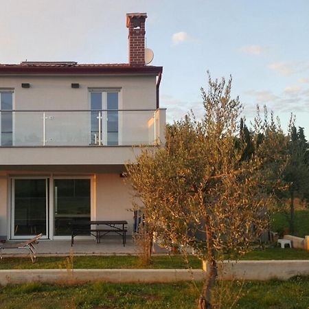 Olivia Valkanela App 2 Vrsar Exterior foto