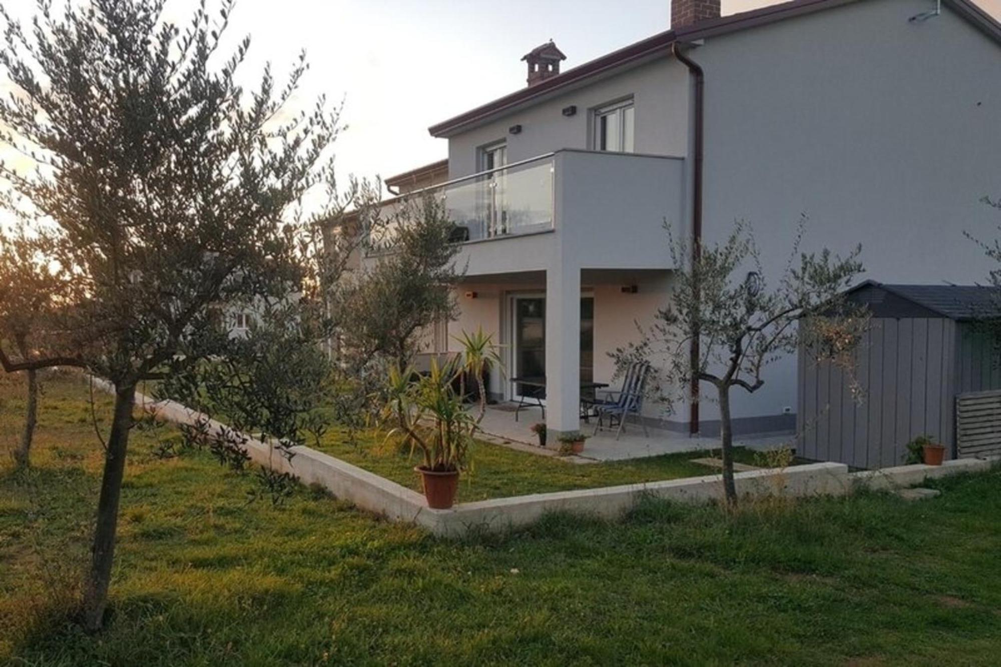 Olivia Valkanela App 2 Vrsar Exterior foto